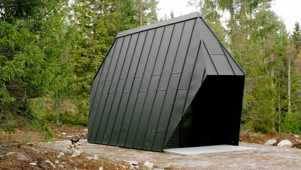 Et redskapshus nede på bakken er også kledd i sink.Foto: Rasmus Norlander