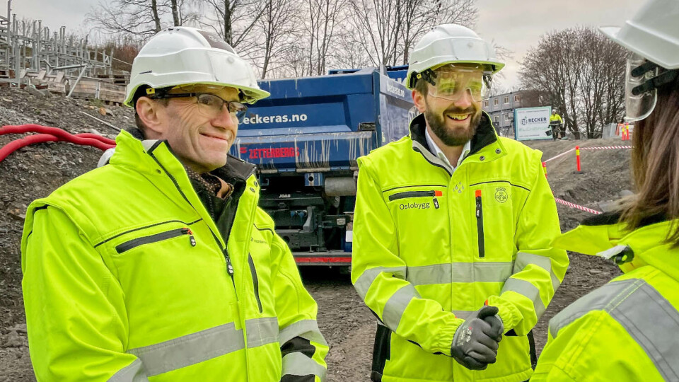 Klima- og miljøminister Espen Barth-Eide og næringsminister Jan Christian Vestre besøker nye Tøyenbadet som er under oppføring i Oslo. Klima- og miljøminister Espen Barth-Eide og næringsminister Jan Christian Vestre besøker nye Tøyenbadet som er under oppføring i Oslo.