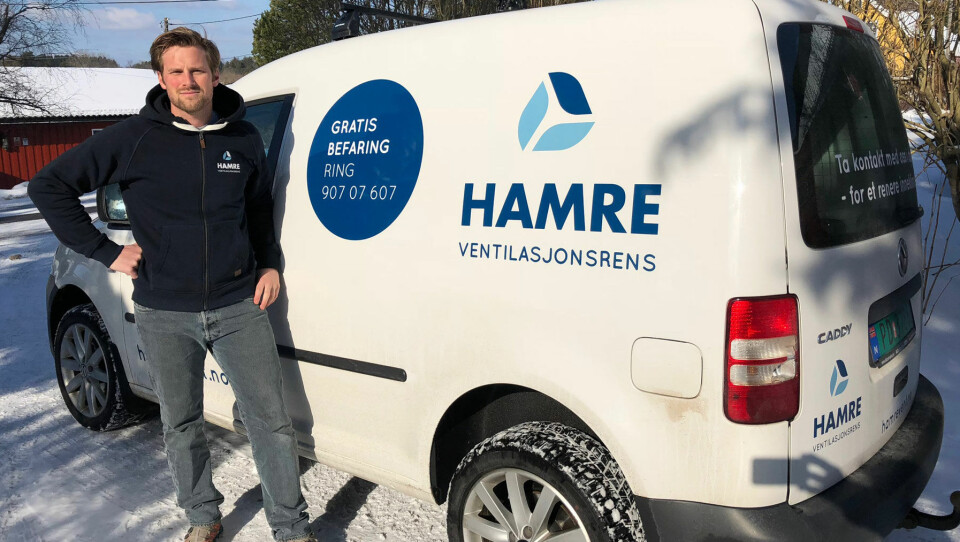 Pål Hamre har startet bedrift som tar på seg rens av ventilasjonsanlegg.