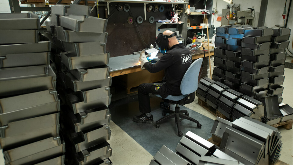 Materialer som stål blir dyrere. Her er det Habi som produserer stålkasser til nye SUS2023.