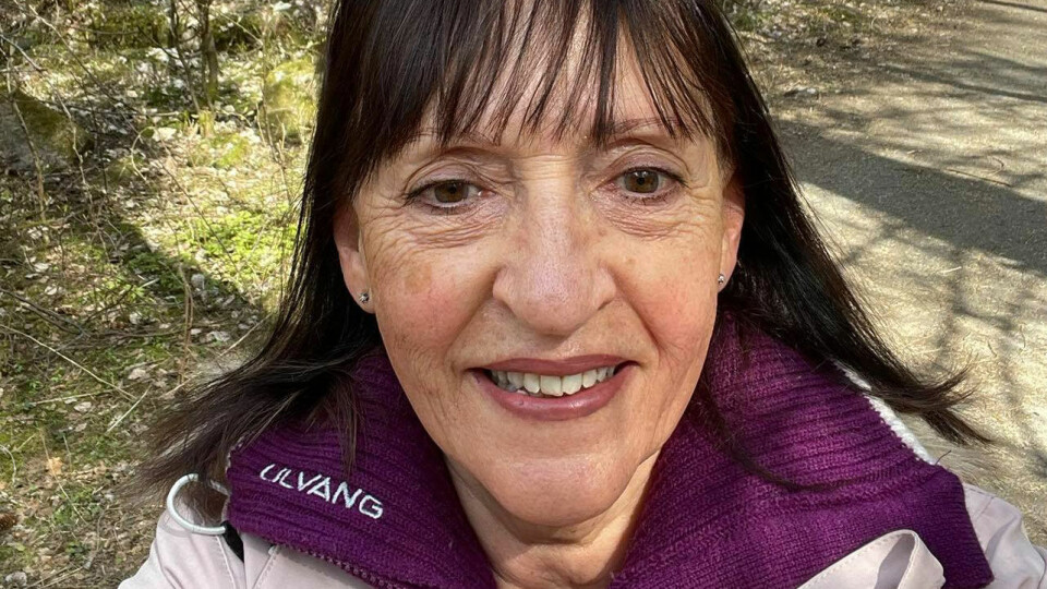 Eva Baisgård vil ta opp interessen for foto som pensjonist og har kamera med på sine turer både på beina og med ny elektrisk sykkel.