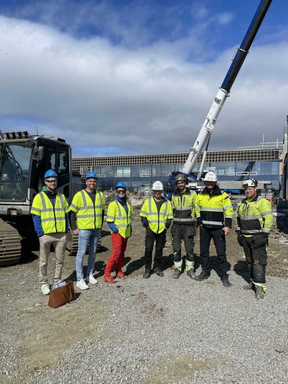 Lie Blikk var nylig på befaring på byggeplassen og møtte Øksnes Entreprenør.