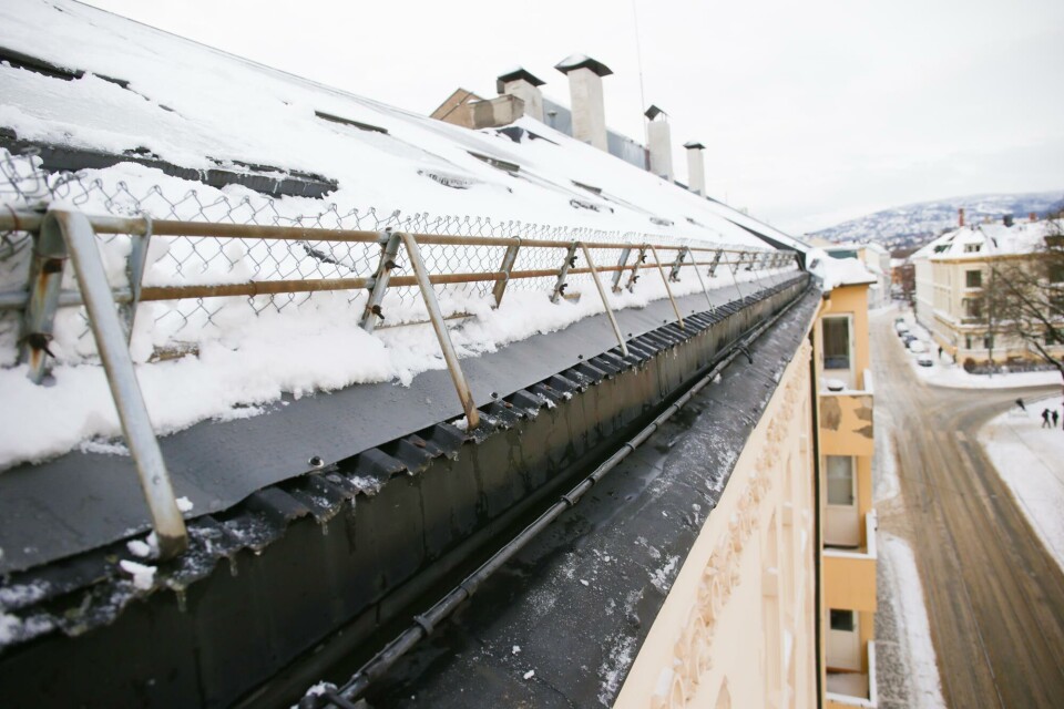De nyutviklede taksikringsmattene sørger for å holde takrennene frie for snø og is.